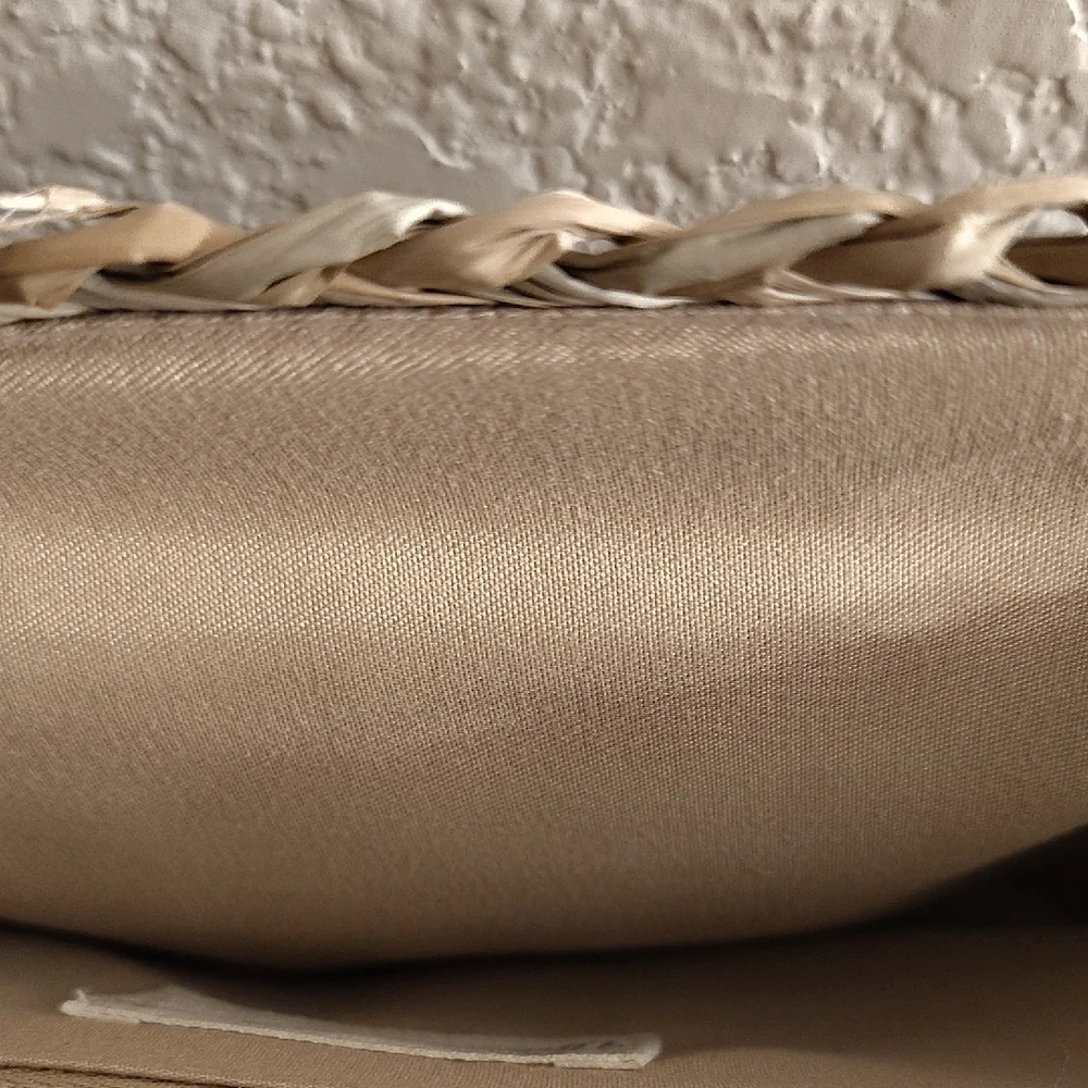 Universal Thread Tan and Brown Woven Crossbody Bag MBCS - Picture 9 of 13